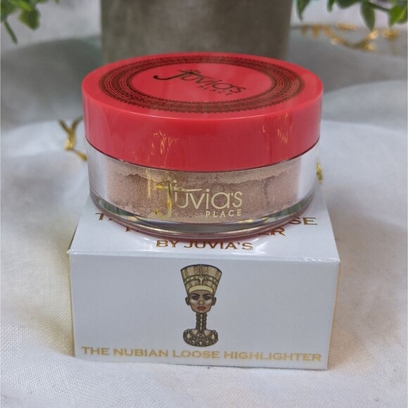 NIB Juvia's Place Nefertiti Loose Highlight - Picture 1 of 3